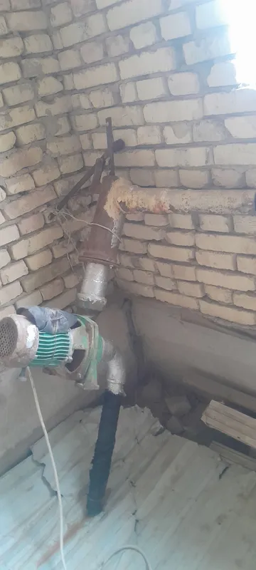 Продаётся водяной насос в отличном состоянии 2 Продаётся водяной насос в отличном состоянии 2
