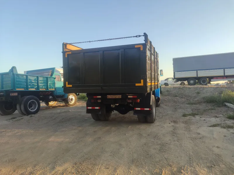 Zil MMZ 554 Samosval 4