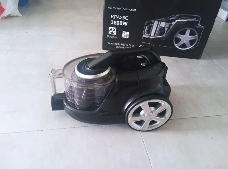 пылесос BOSCH KPA26C 3600W мощный пылесос безмешка — фото 1