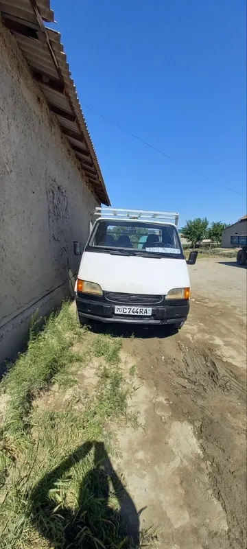 Ford transit sotiladi 1