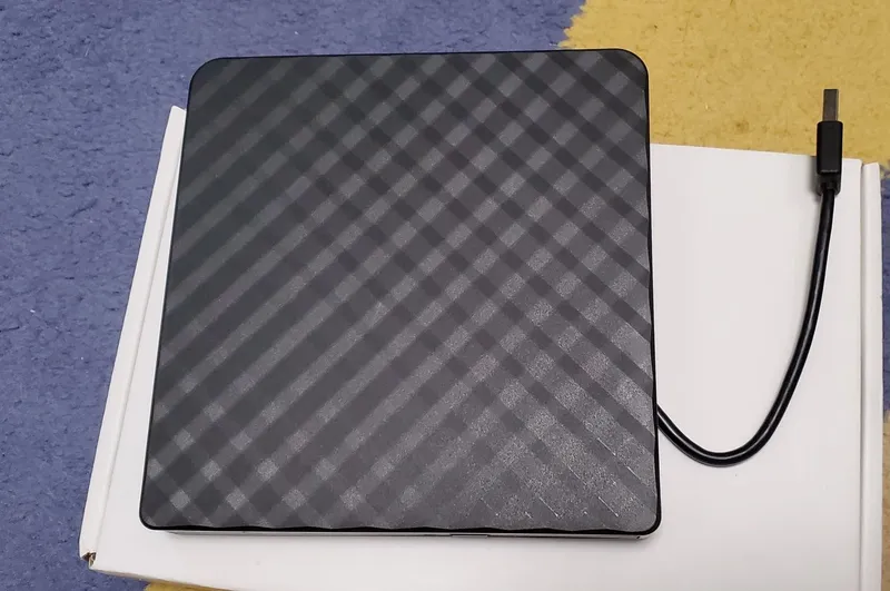 Внешний дисковод USB 3.0