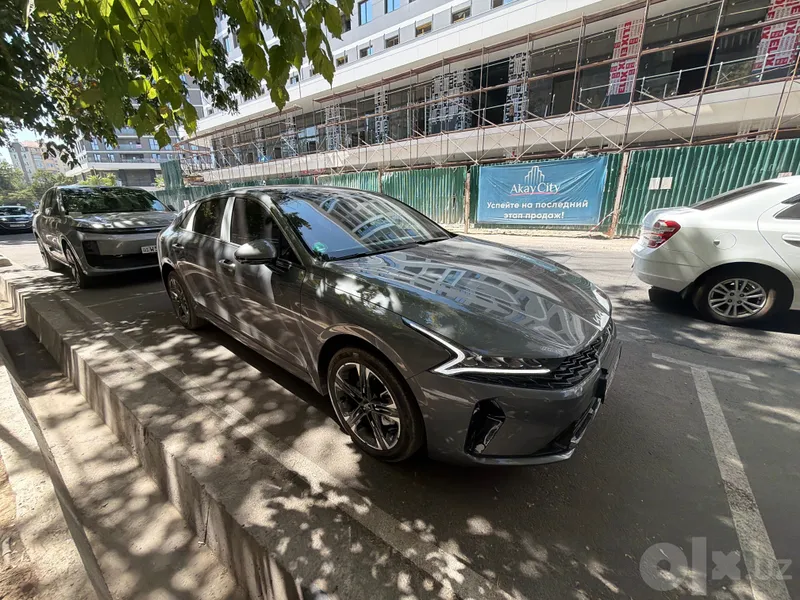 Продам машину Kia K5 2 Продам машину Kia K5 2