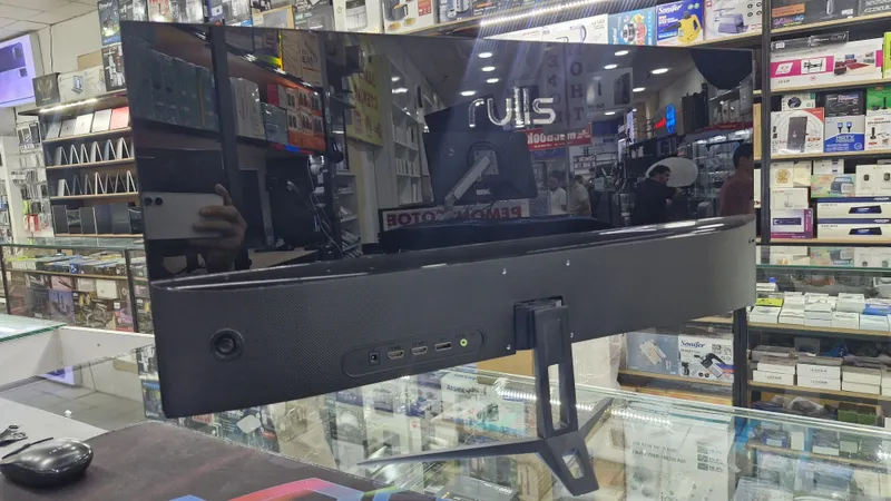 RULLS 29" Ultrawide Monitor 2 RULLS 29" Ultrawide Monitor 2