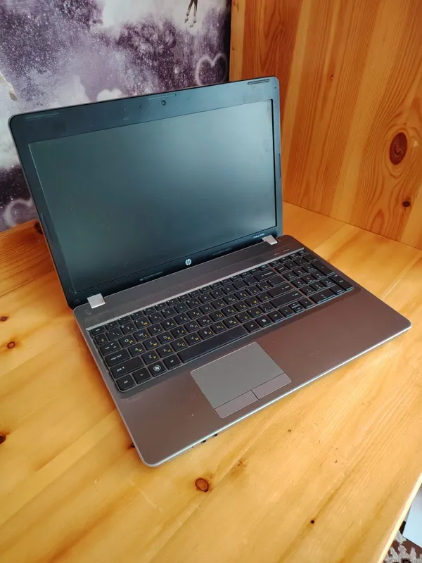 Ноутбук HP Core i3