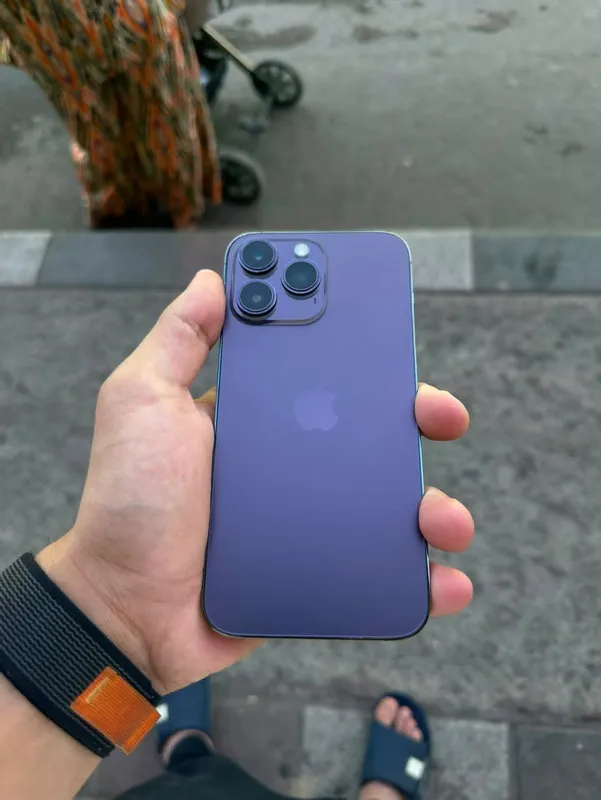 iPhone 14 Pro Max 256 ГБ, фиолетовый 2 iPhone 14 Pro Max 256 ГБ, фиолетовый 2