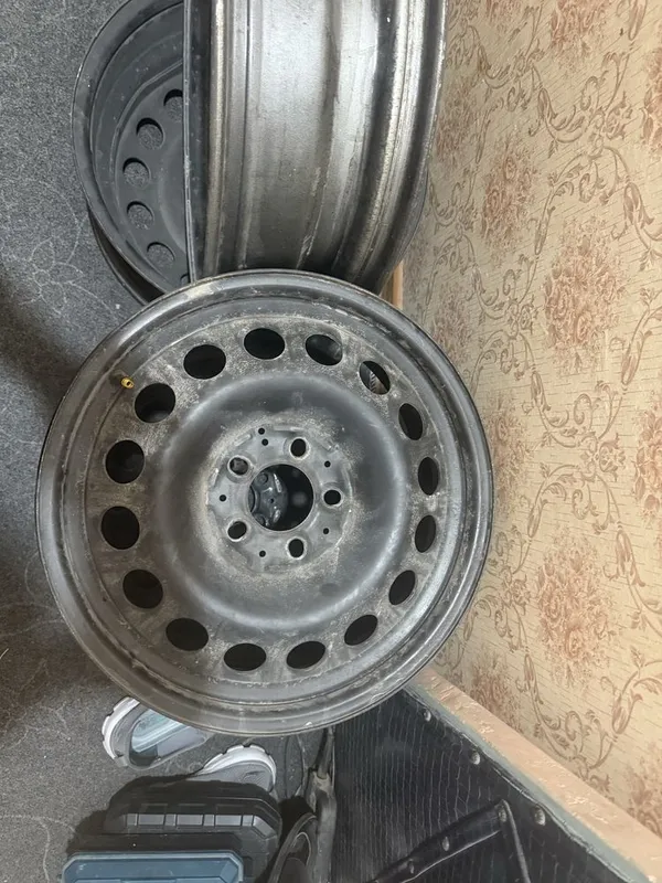 R17 temir diska bmw ga birga bir tushadi — фото 4