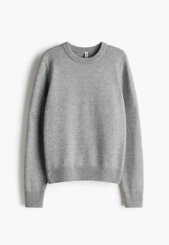 Свитер серый размер s/m оригинал H&M 1