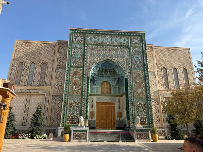 Samarqandda ishonchli odam: xarid qilish, jo‘natish. 2 Samarqandda ishonchli odam: xarid qilish, jo‘natish. 2