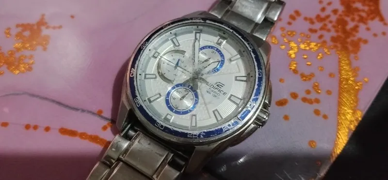 Часы наручные Casio Edifice. Потёртые. 1