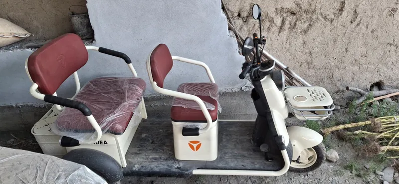 skuter sotiladi elektro xolati a'lo 2 skuter sotiladi elektro xolati a'lo 2