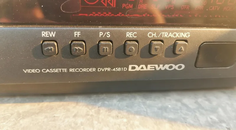 видеомагнитофон daewoo.дешево.надо ремонтировать 5