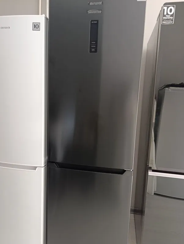 Продается двухкамерный холодильник AIWA 347, цвет черный 2 Продается двухкамерный холодильник AIWA 347, цвет черный 2