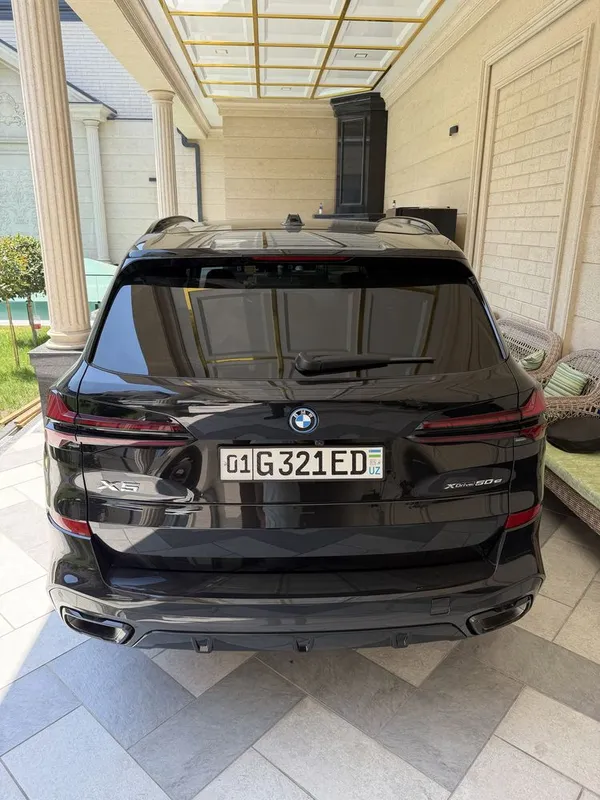 BMW X5 xDrive 50e 2025 гибрид — фото 2