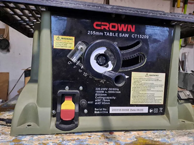 циркулярная пила CROWN 255 mm CT 15209 1