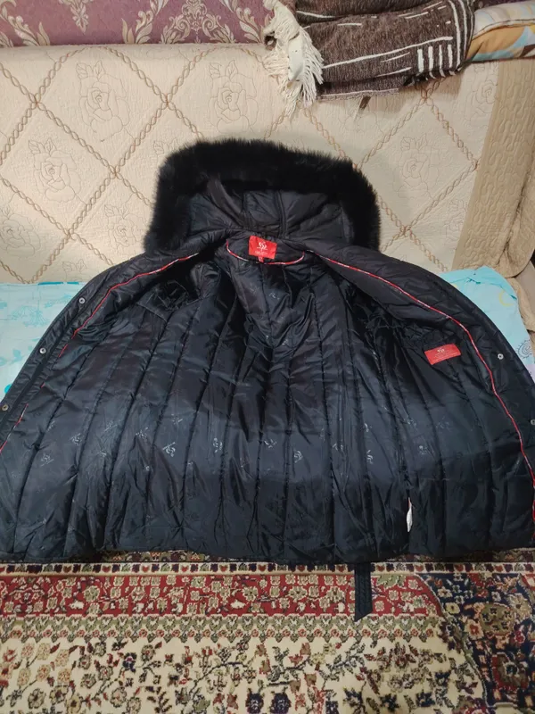Продам женскую зимнюю куртку 6 Продам женскую зимнюю куртку 6