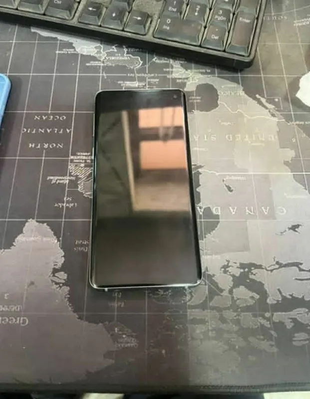 Samsung Galaxy 10 s 2 Samsung Galaxy 10 s 2