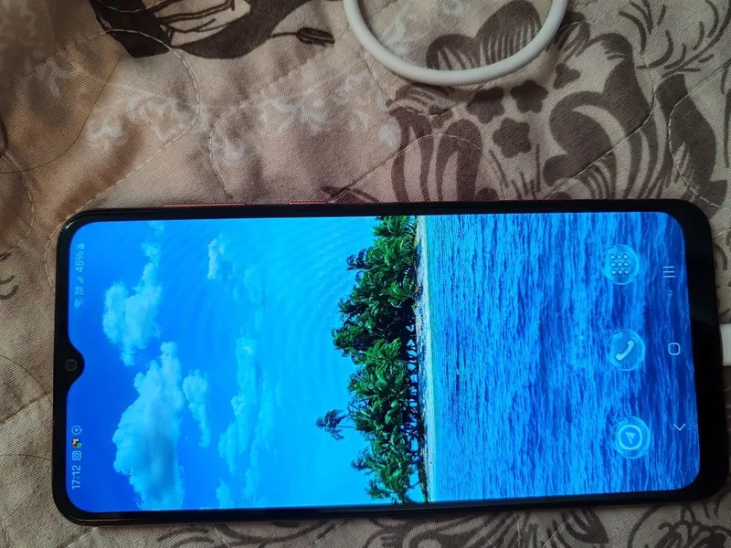 Samsung a 4 ochilmagan 3