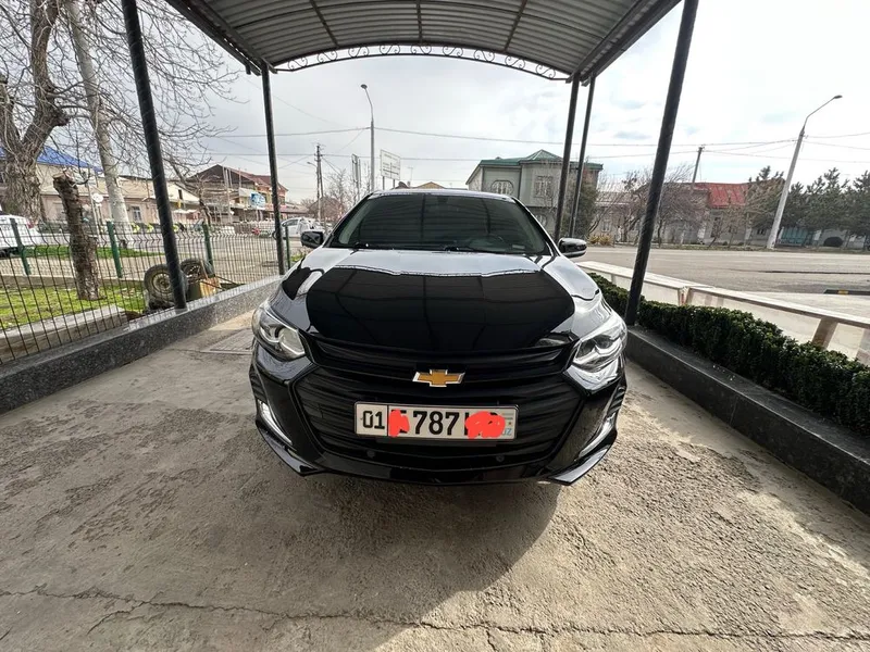 Chevrolet Onix Premier - 1 хозяин в идеальном состоянии срочно — фото 1 Chevrolet Onix Premier - 1 хозяин в идеальном состоянии срочно — фото 1