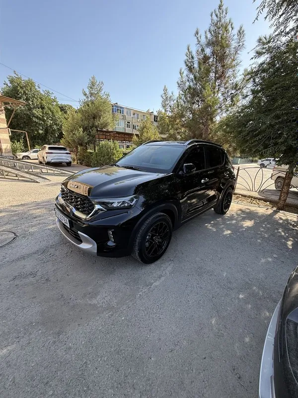 Kia Sonet 3 Pazitsya. Srochni Sotiladi Marafetiga 1300$. Rasxod bo’gam 2