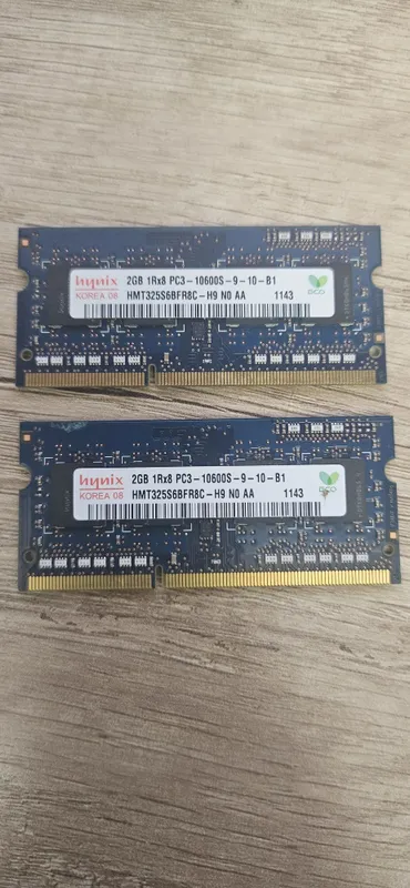Оперативная память для MacBook 2+2 Гигабайт Озу
