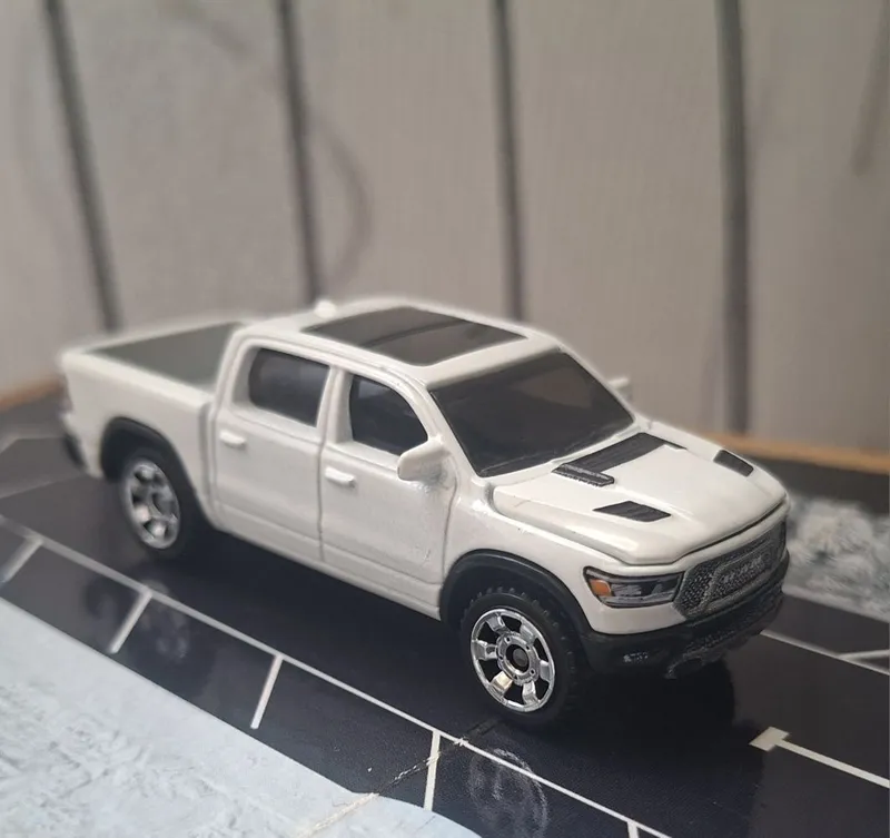 Продам модельку Matchbox Dodge Ram Rebel 2021 года 1 Продам модельку Matchbox Dodge Ram Rebel 2021 года 1