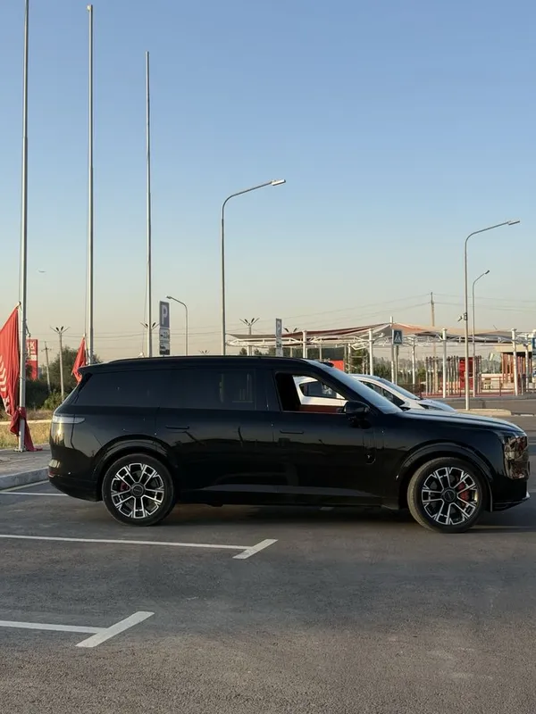 Lynk&Co 900 2L Full 2