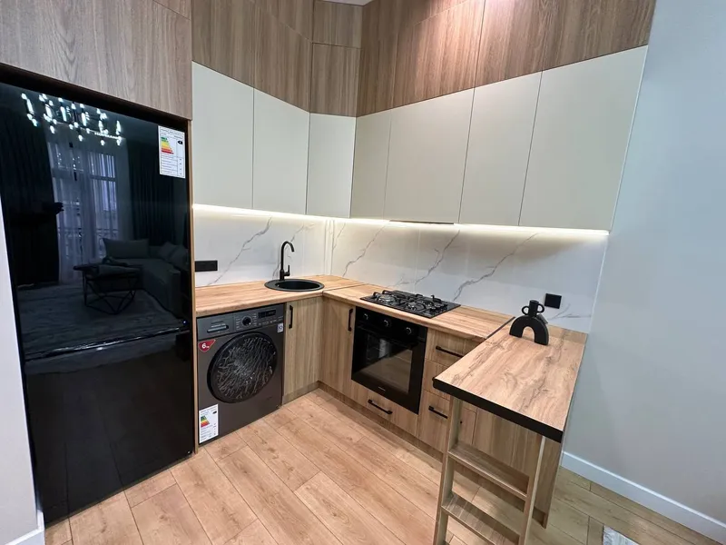 Parkent bozori yonidagi yangi qurilish, yevro 2 xonali, Real House 4