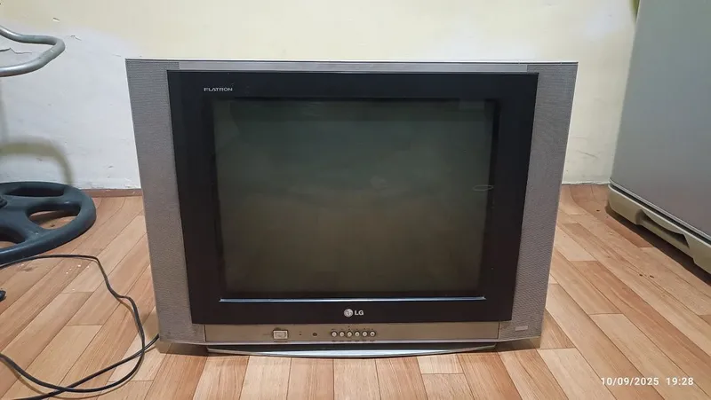 LG tv FX5RG - th