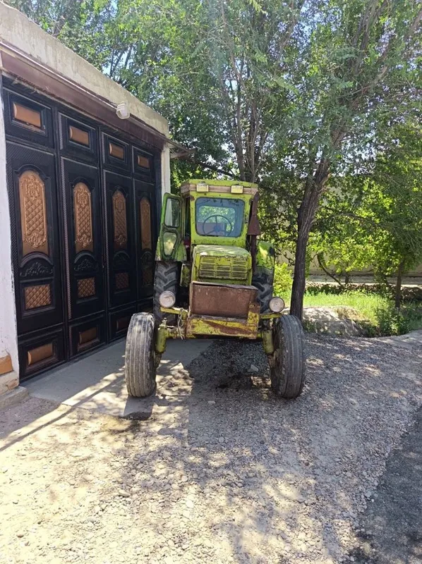 Traktor. T-40.! sotiladi. 2 Traktor. T-40.! sotiladi. 2