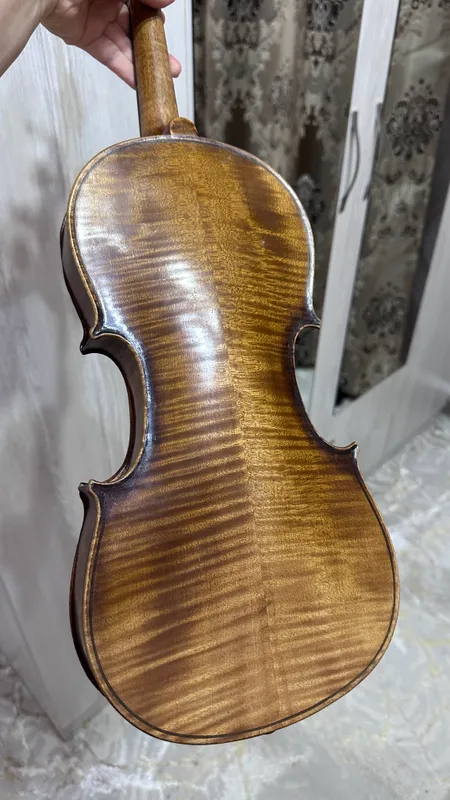 4/4 Stradivarius nemis ustaxona skripkasini sotaman 1