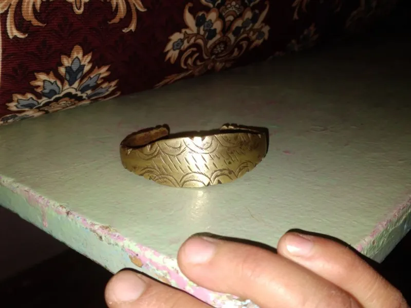 Qadimiy bilak uzuk kimga qiziq busa — фото 1