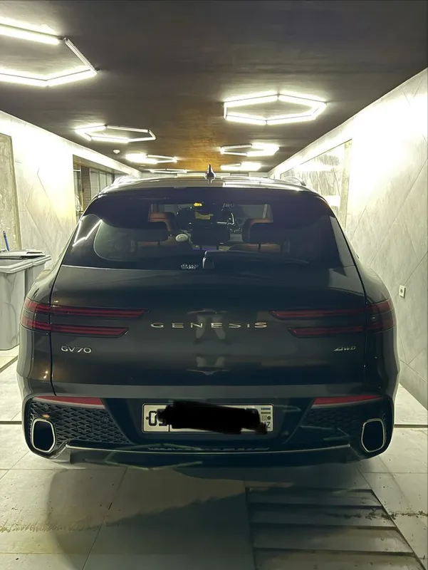 Genesis gv70 sport pristige — фото 1