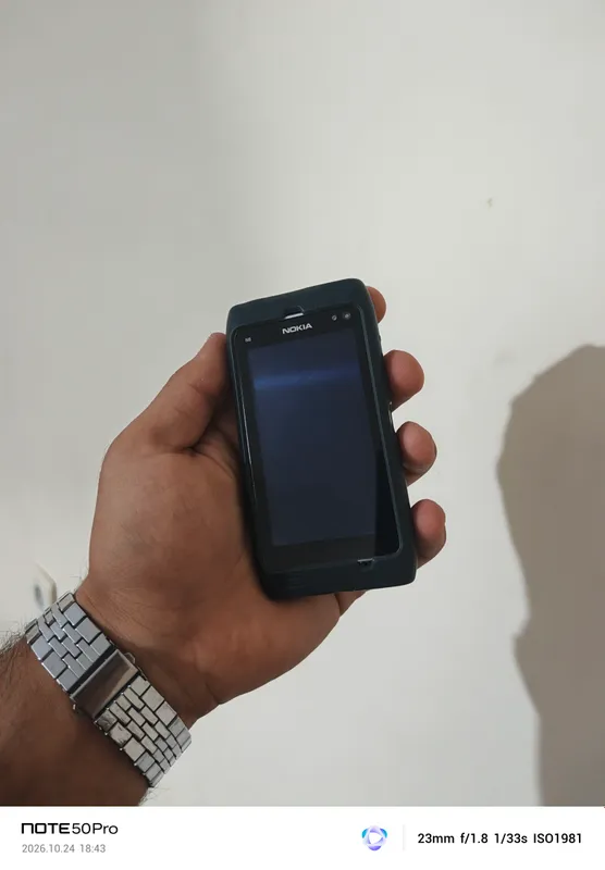 Nokia N8 2
