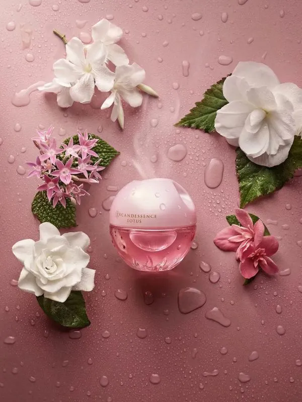 Incandenssence lotus духи от Avon 2