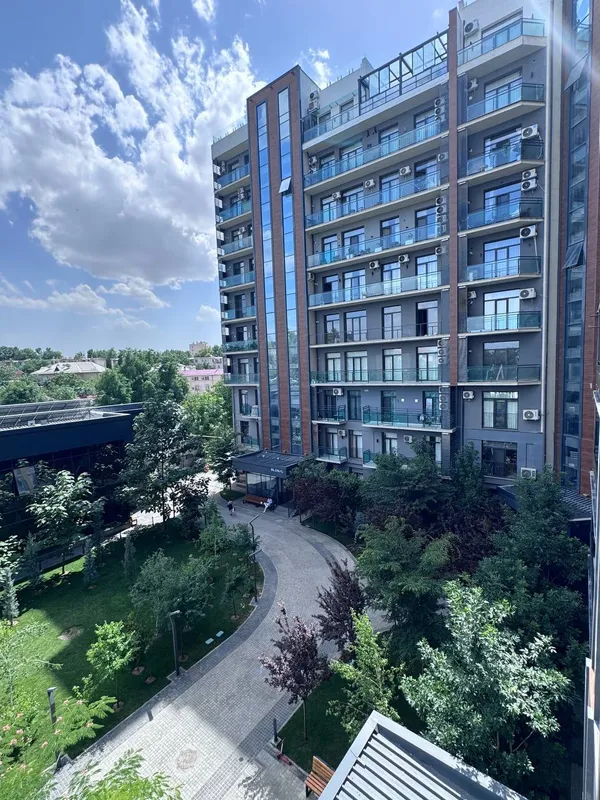 2-комнатная квартира с евроремонтом в ЖК Tiara Residence 9 2-комнатная квартира с евроремонтом в ЖК Tiara Residence 9