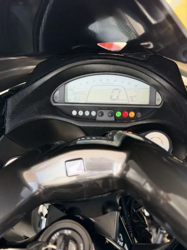 Продаётся Honda DN-01 — фото 3