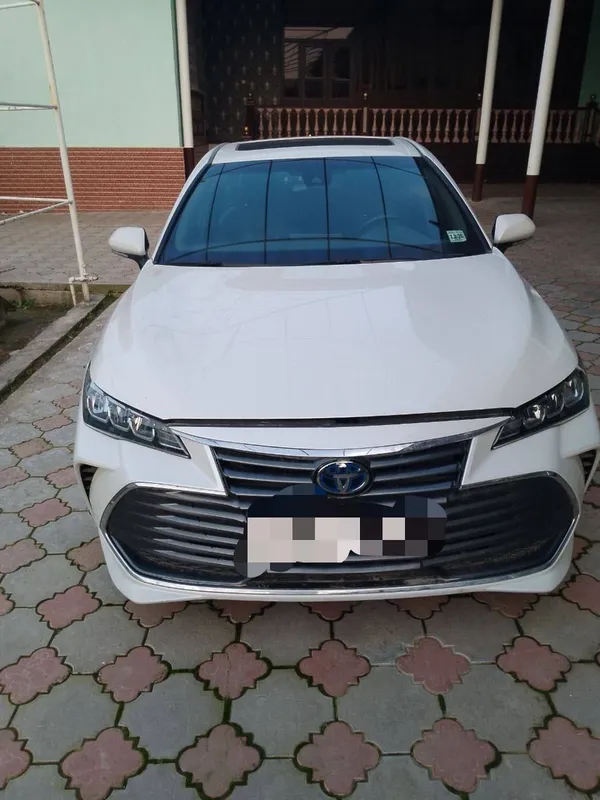 Avalon Gibrid Moshina Sotiladi Holati Yaxshi