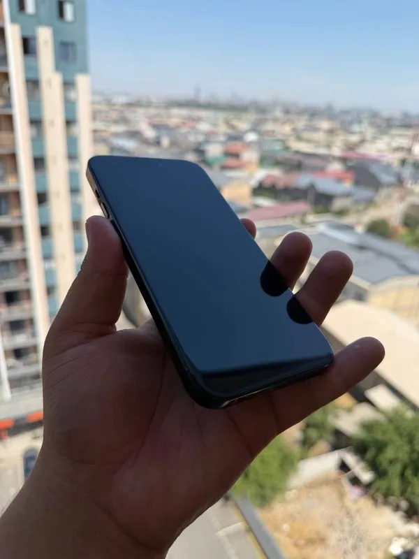 iPhone 14 pro toza 100% 1