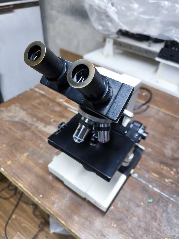 Leica Galen III лабораторный микроскоп m.youtube.co