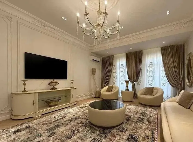 ул. Нукусская 3 комнаты • 90 м² •7/10 этаж 1 ул. Нукусская 3 комнаты • 90 м² •7/10 этаж 1