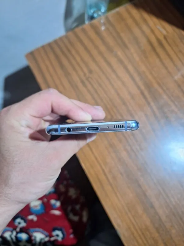Samsung galaxsy s10+ 3 Samsung galaxsy s10+ 3