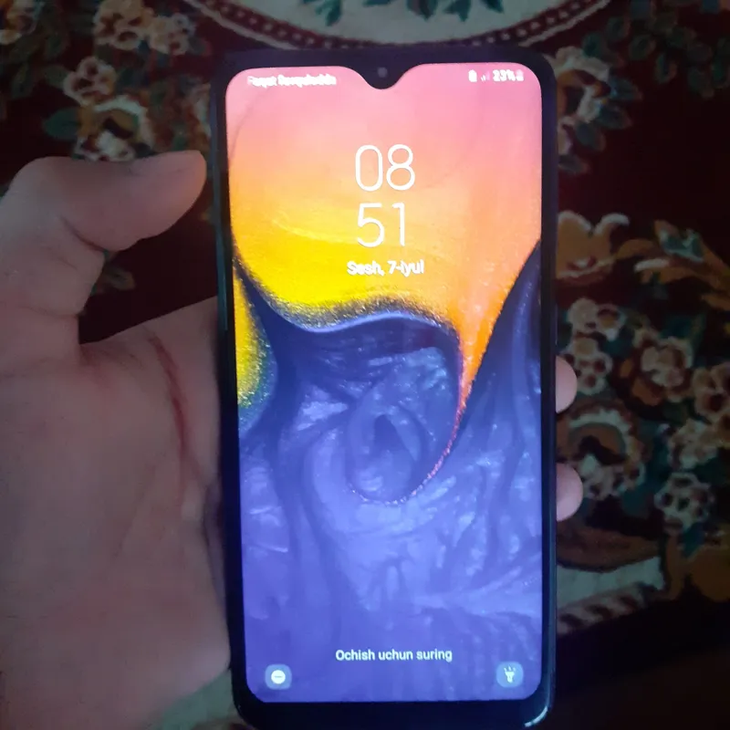 Samsung A10 ideal holatadgsi 1