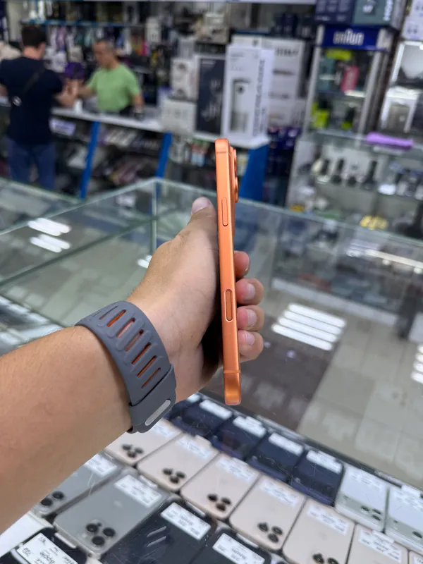 Iphone 17 pro max 1