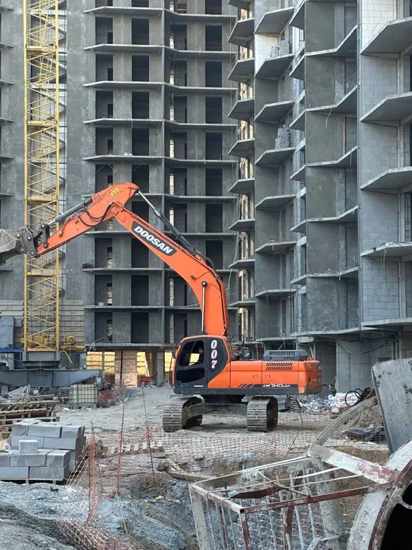 Экскаватор хизмади Arenda 2