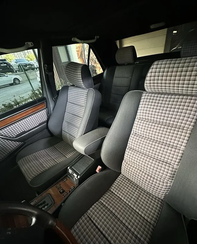 Mercedes benz E500 W124 7 Mercedes benz E500 W124 7