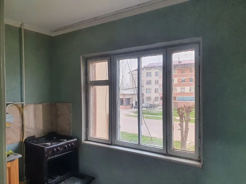 Ахангаран Эйвалекда срочно 1 хонали уй сотилади — фото 2