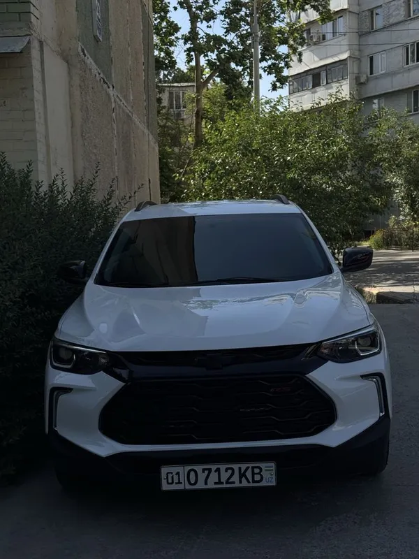 Tracker 2 2025 sotiladi 5 Tracker 2 2025 sotiladi 5