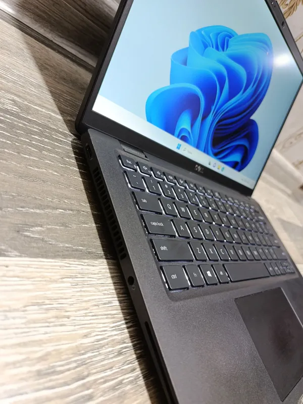 Dell latitude 7420 i5-1145G7 16/256gb xotira 5 Dell latitude 7420 i5-1145G7 16/256gb xotira 5