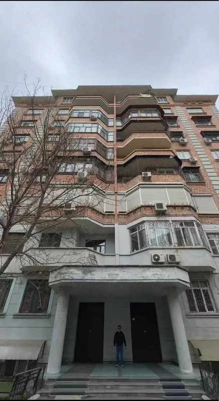 Улица Т.Шевченко . Продам элитный 7 комнатный Пентхаус 400 кв.м .