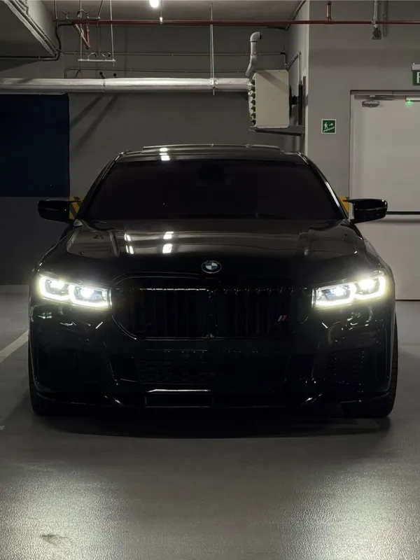 Продаётся BMW 3.0 twin turbo
